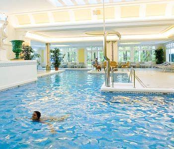 Metropole 4*